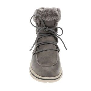 Gray Fur-Lined Cliffs Boots size 9w